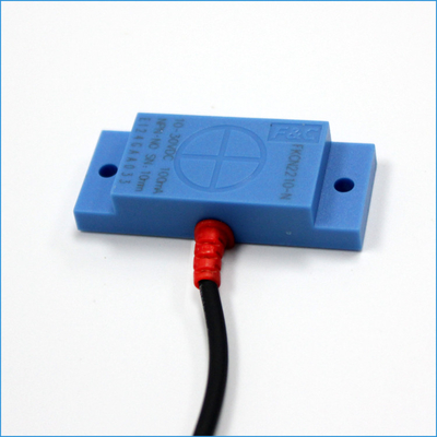 O sensor não metálico do detector e o interruptor de proximidade e o npn capacitivos molham o sensor do detector