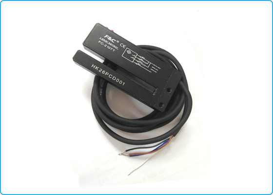 o sensor PNP da etiqueta dos fios do comprimento do cabo 24V 4 de 2m Output a detecção normal da etiqueta da etiqueta
