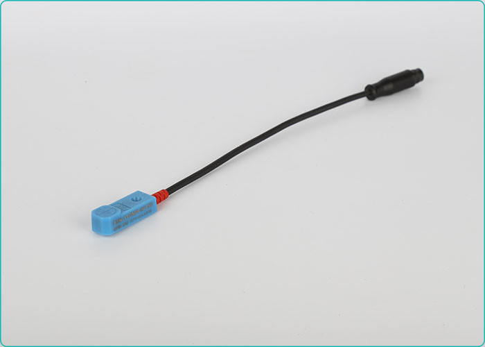 Tipo quadrado sensor indutivo do detector de metais do sensor de proximidade do sentido vertical de 2mm